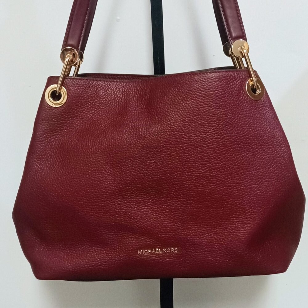 NWT Michael Kors Handbags RAVEN